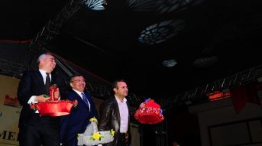 Geleneksel Tıp Festivali'nde Mesir Macunu Dağıtıldı