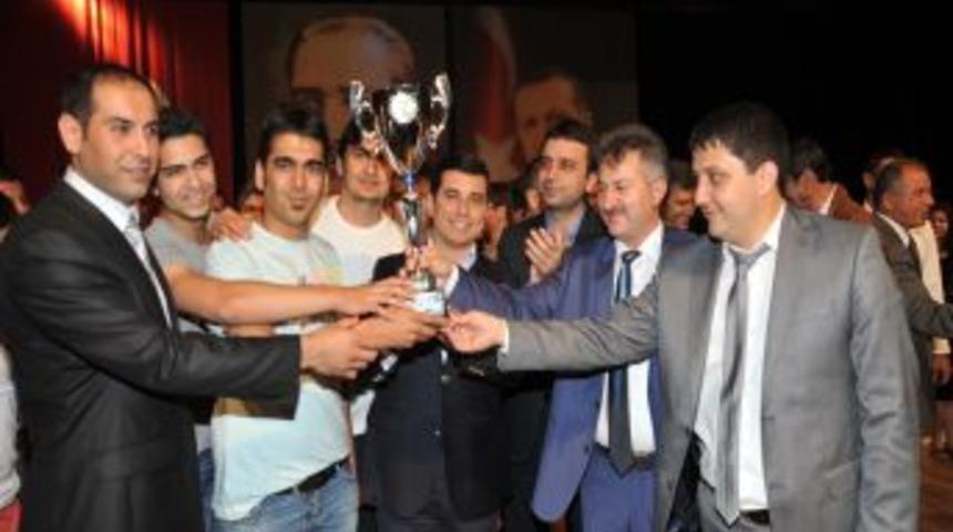 "mahalleler Arası Futbol Turnuvası" Sona Erdi