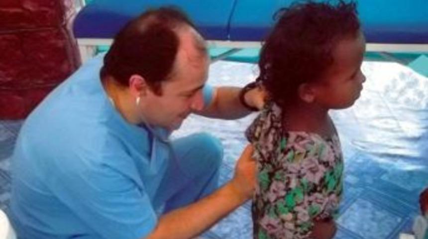 Somali'de G&ouml;rev Yapan 5 Aydın Hekim Yurda D&ouml;nd&uuml;