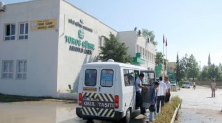 Yağmur, 2 Okulu Sular Altında Bıraktı