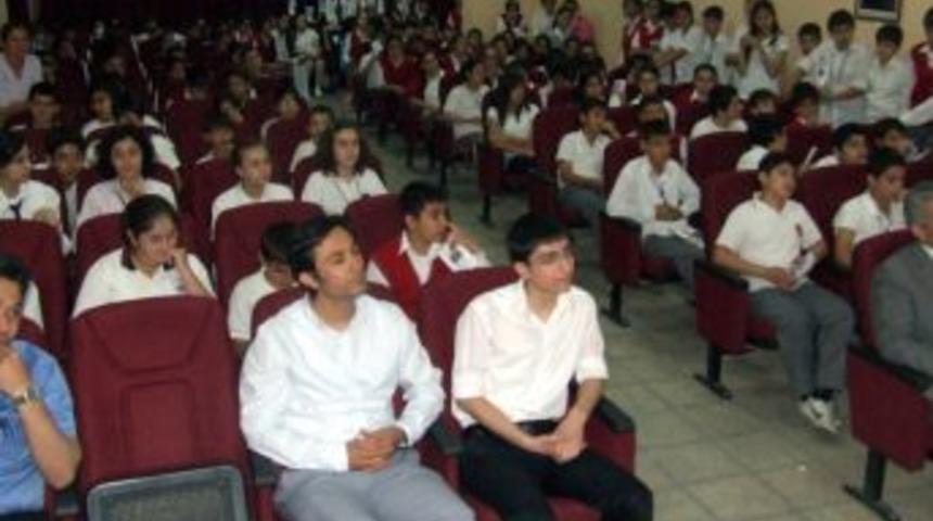 Lise &Ouml;ğrencilerinden 'gelecek İ&ccedil;in El Ele' Projesi