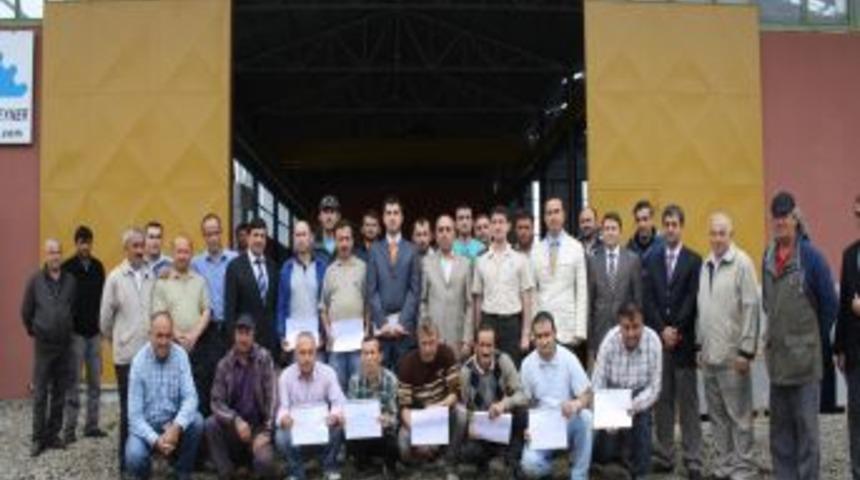 HEM'in Başarılı Kursiyerleri, Beşikd&uuml;z&uuml; Organize Sanayi B&ouml;lgesi&rsquo;nde Işbaşı Yaptı