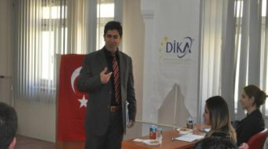 Şırnak'ta Proje D&ouml;ng&uuml;s&uuml; Y&ouml;netimi Eğitimi Verildi