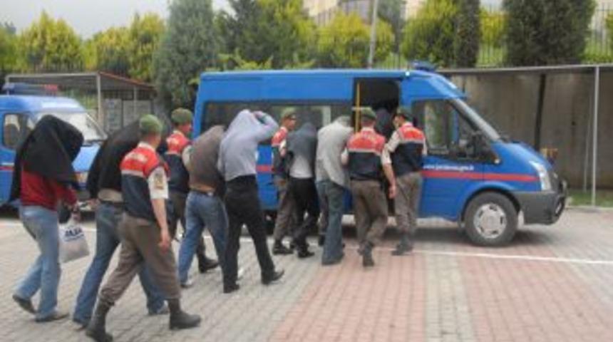 Fuhuş &Ccedil;etesinin Arkasından Pkk &Ccedil;ıktı