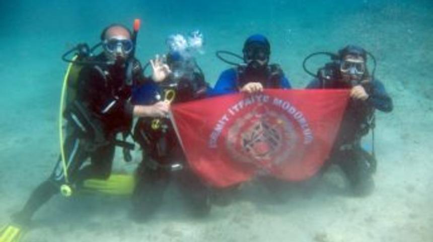 Edremit Itfaiyesinden 5 Kişi Sualtı Kurtarma Eğitimi Alıyor