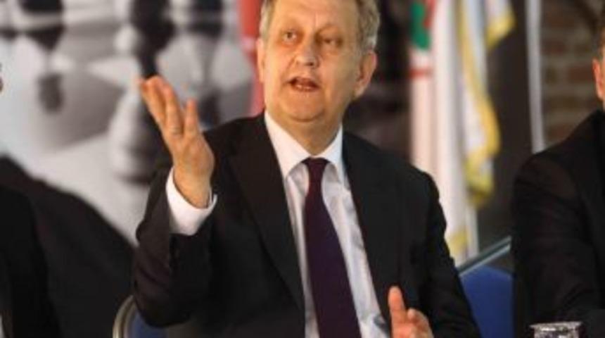 Amsterdam Belediye Başkanı Kocaelili Gen&ccedil;lerle Bir Araya Geldi