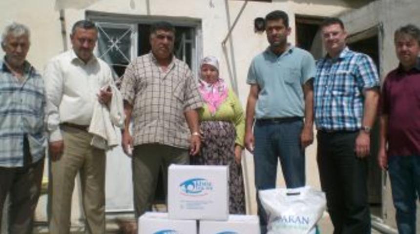 Kimse Yok Mu Derneği'nin Depremzedelere Yardımları S&uuml;r&uuml;yor