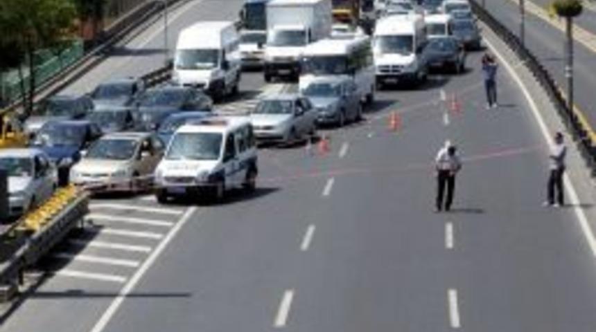 Yetkililer Hali&ccedil; K&ouml;pr&uuml;s&uuml;'nde İncelemelerde Bulunuyor