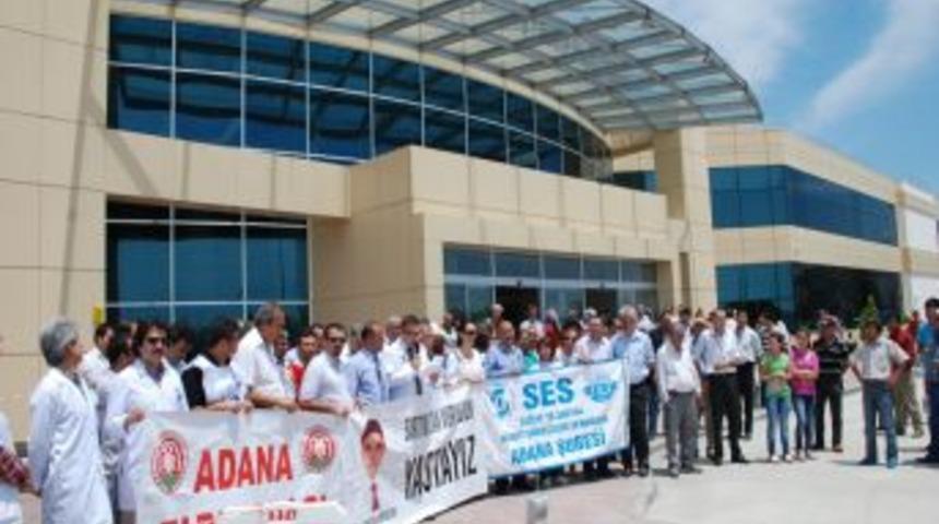 Tabip Odası &Uuml;yeleri: Şiddet Sağlık &Ccedil;alışanlarını Tehdit Ediyor