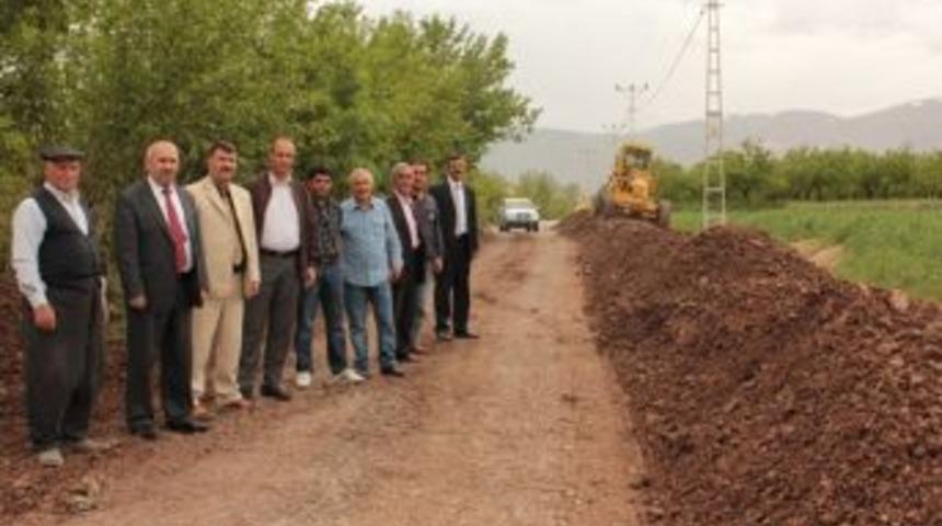 Fırıncı K&ouml;y yolu asfaltlanmaya hazır