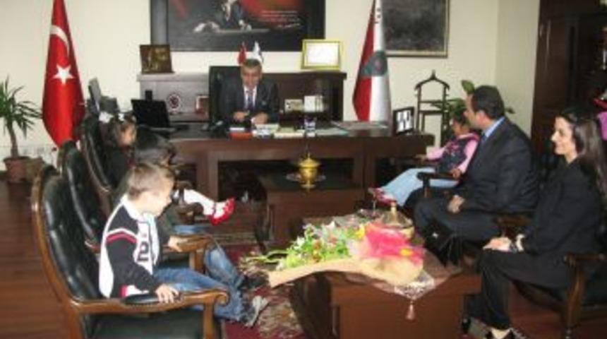 Anasınıfı &Ouml;ğrencilerinden Emniyet M&uuml;d&uuml;rl&uuml;ğ&uuml;ne Ziyaret