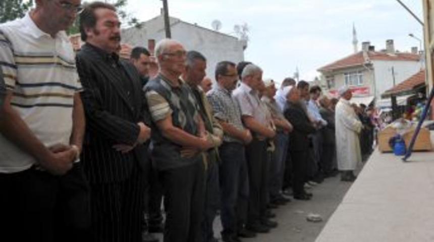 Orhan Gencebay&rsquo;ın Acı G&uuml;n&uuml;