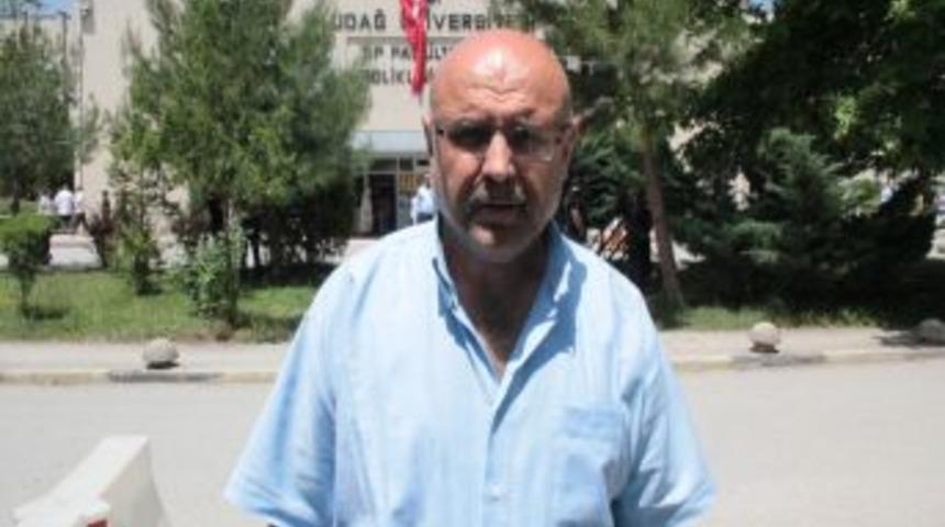 Basketbol Oynarken Üstüne Pota Devrildi