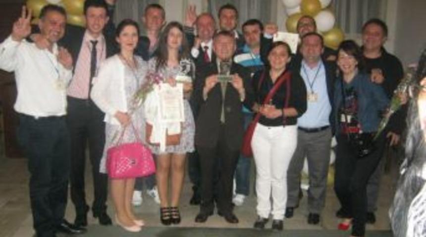 &Ccedil;orlulu Tiyatrocular, Bulgaristan Topolovgrad Tiyatro Festivali'nde 1. Oldu