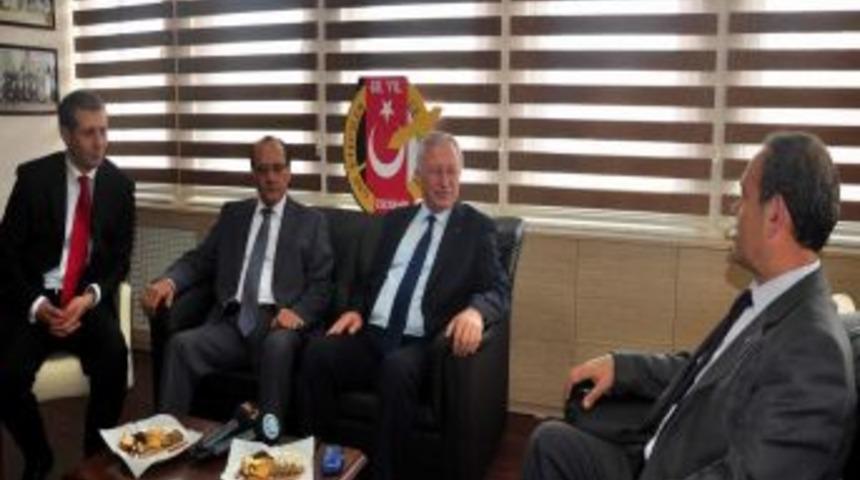 Eskişehir Milli Eğitim M&uuml;d&uuml;r&uuml; Ayata'dan Egc'ye Ziyaret