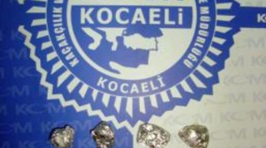 Kocaeli'de Polis İki G&uuml;nde D&ouml;rt Operasyon Yaptı