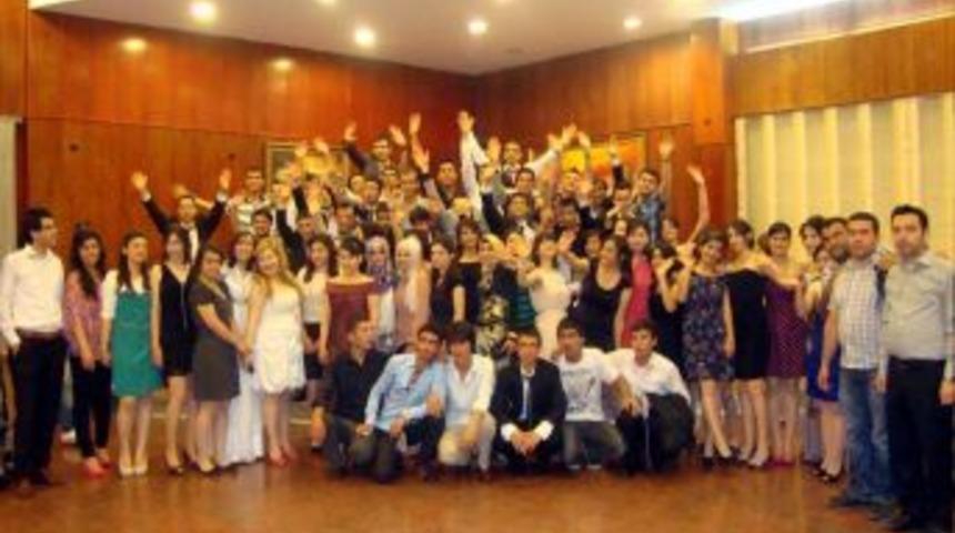 Bilgi Anadolu Lisesi'nde Mezuniyet T&ouml;reni