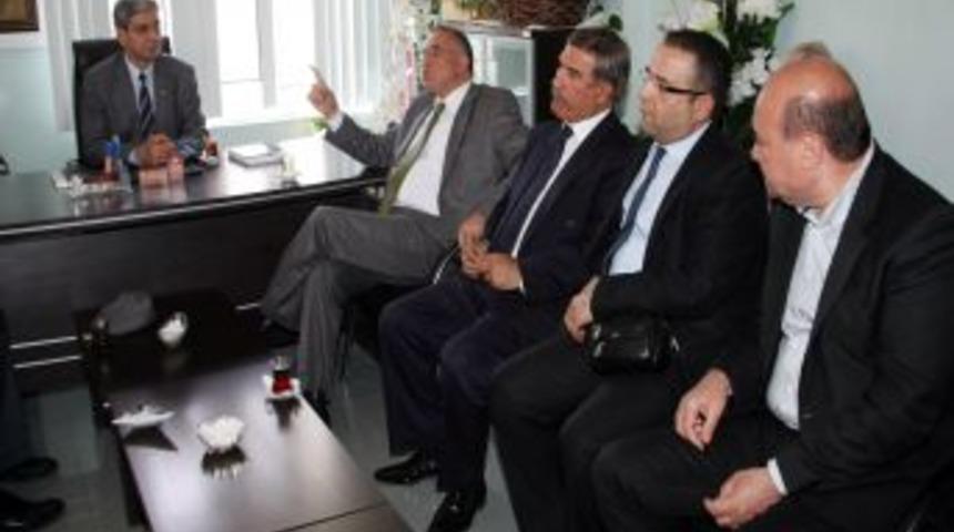 Başkan G&uuml;z&uuml;lbey'den Chp İl Başkanını Ziyaret Etti