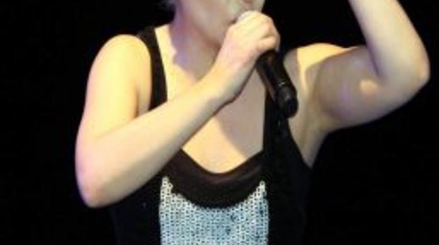 Model Grubu Akhisarlıları &Ccedil;ağlak Festivalinin İlk G&uuml;n&uuml;nde Coşturdu