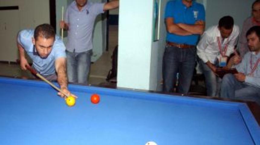Hakkari'de Bilardo Turnuvası
