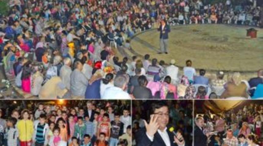 Kozan'da "İletişim Ailede Başlar" konferansı