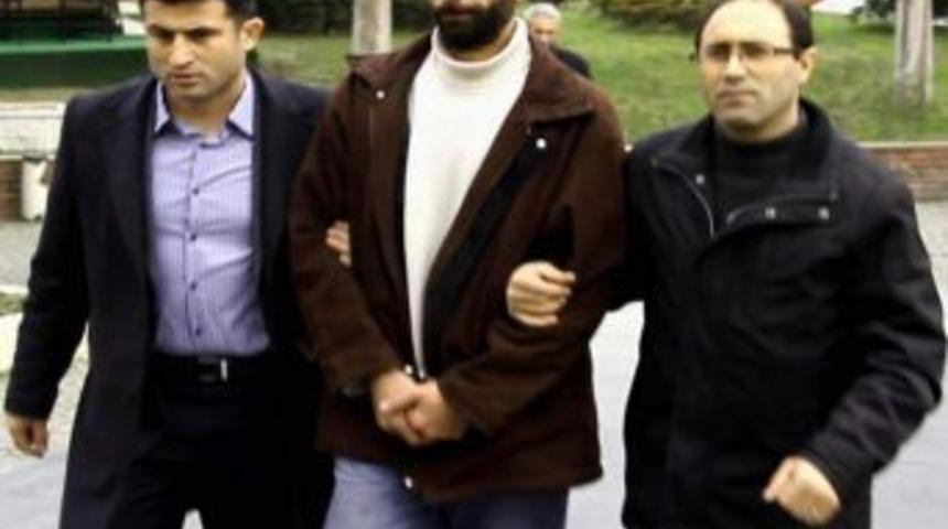 Eşi Ve &Ccedil;ocuklarını Bağlayıp T&uuml;p Gazı A&ccedil;an Babanın Davası Karara Kaldı