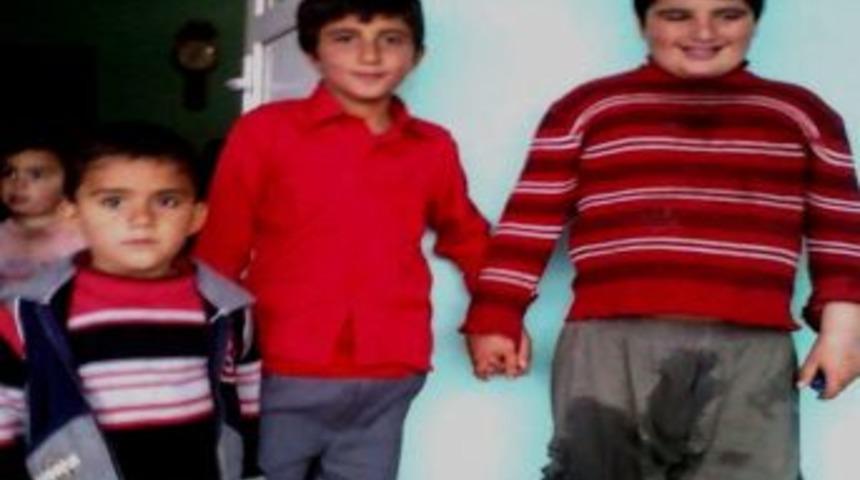 Şişman Anne Babanın Çocuğu Da Şişman Oluyor