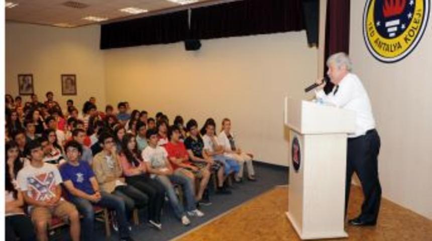 Başkan Akaydın &Ouml;ğrencilerle Buluştu