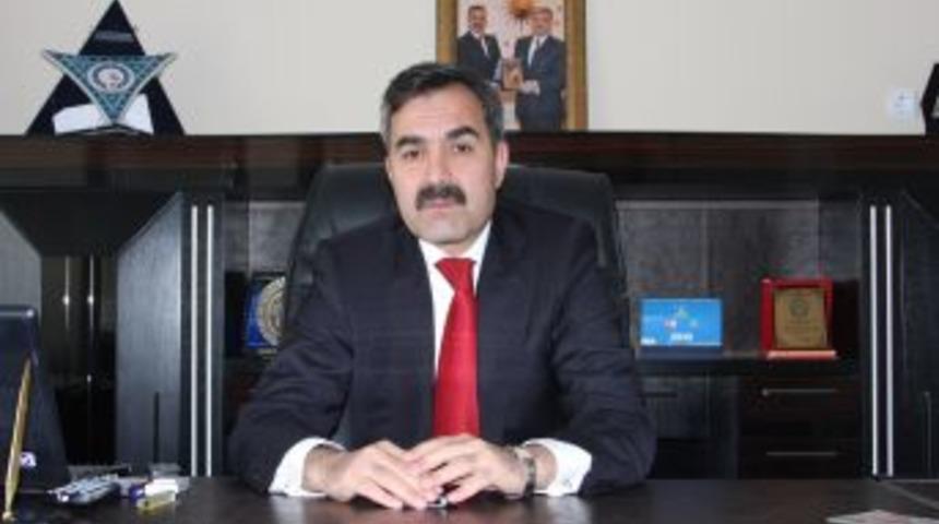 Ahlat Belediyesi, Park Ve Yeşillendirme &Ccedil;alışmaları İle Yeni Turizm Sezonuna Hazırlanıyor