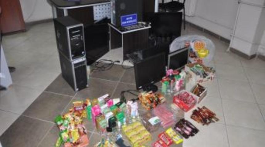 Okul Hırsızları Yakalandı