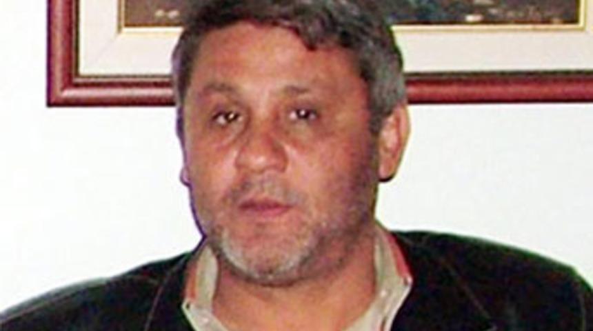 Avukatına cipte tecav&uuml;z etti