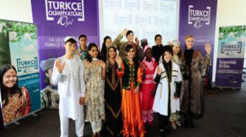 T&uuml;rk&ccedil;e'nin B&uuml;lb&uuml;lleri, Bu Yıl 'el Ele' Bayram Mesajı Verecek