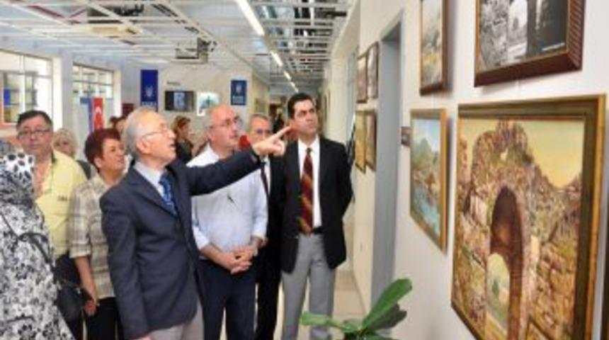 Eski Bursa Fotoğrafları Ve Yağlı Boya Tablolar Sergileniyor