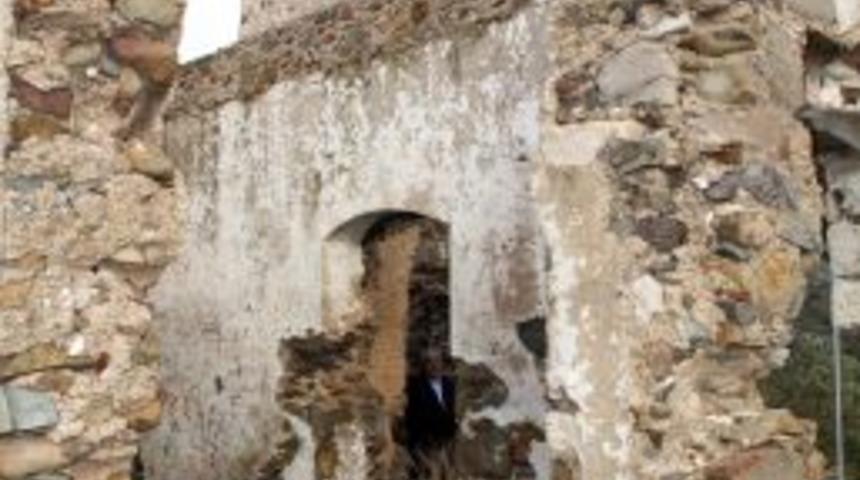 Tarih&icirc; Kadı Kalesi Eski Ihtişamına Kavuşuyor