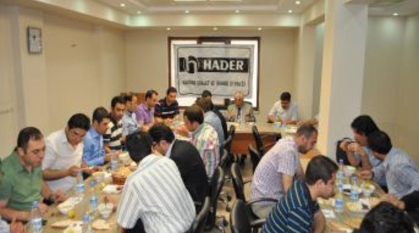 Prof. Armağan: Yeni Anayasa Bir An &Ouml;nce Hazırlanıp Halka Sunulmalı