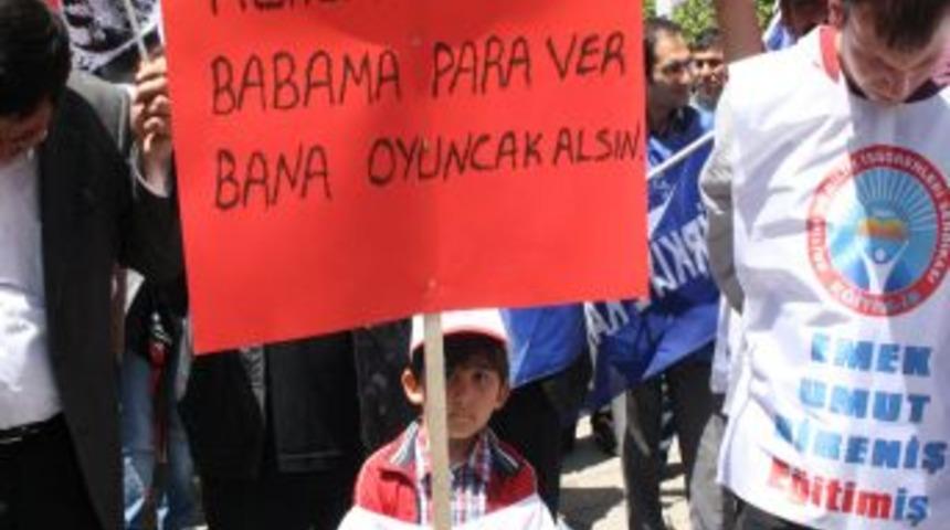 &Ouml;ğretmenler Iş Bırakınca Dersler Boş Ge&ccedil;ti