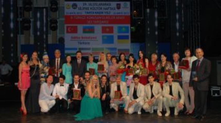 T&uuml;rk&ccedil;e Konuşan &Uuml;lkelerarası Ses Yarışması Birincisi Azerbaycan Oldu