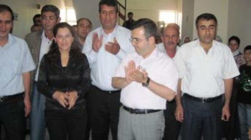 Derik Halk Eğitim Merkezi Kursiyerlerinden Yıl Sonu Sergisi