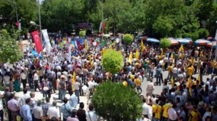 Sendikalar Meydanlara İndi