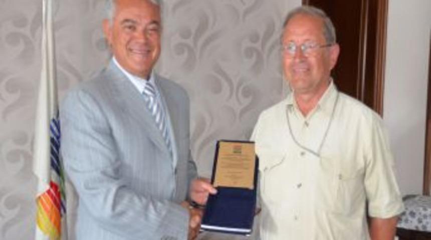 Marmaris Sevdalısı Alman Turist 30 Yılda 60 Kez Marmaris'e Geldi