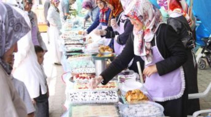 Simav'da Eğitim Yararına B&uuml;y&uuml;k Kermes