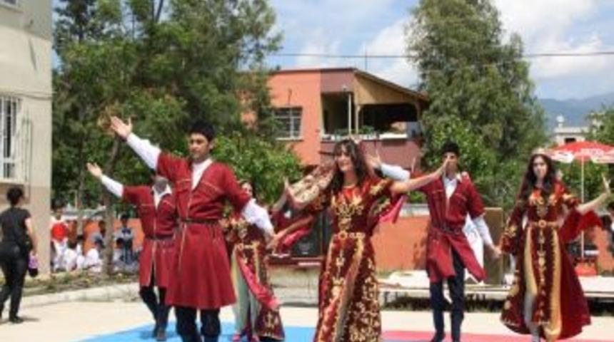 Erzin'de Bir Yılın Emeği Sergilendi