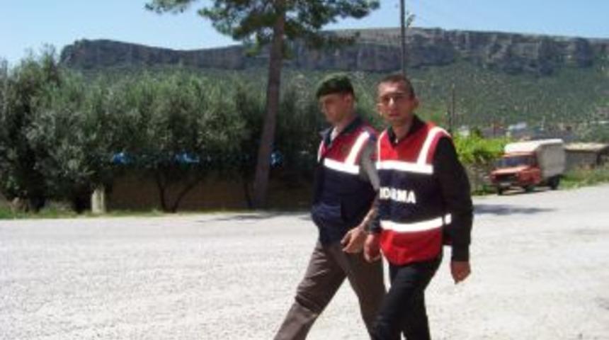 Cezaevinden Firar Etti Hırsızlıktan Yakalandı