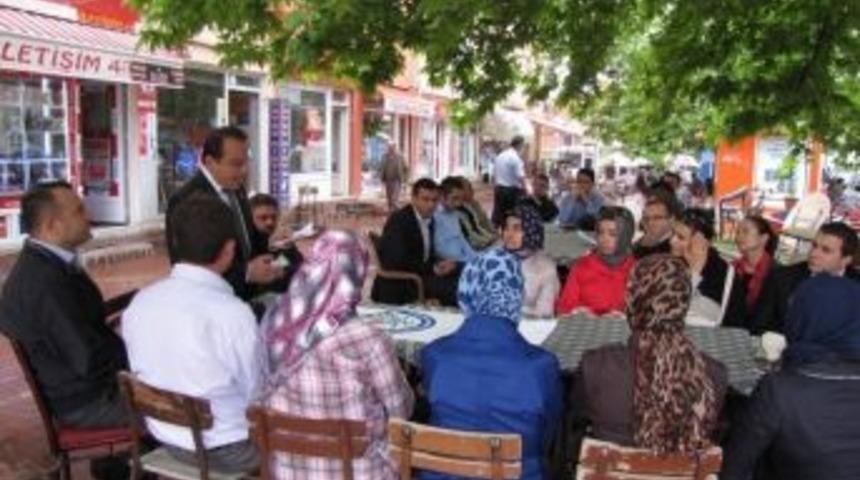 Hisarcık'ta Öğretmenlerden Öğle Arası Eylem Molası