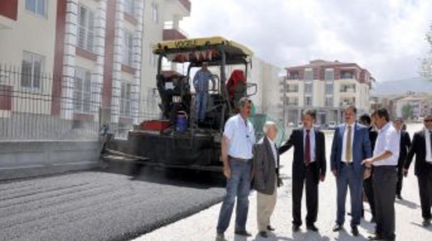 Malatya Belediye Başkanı Ahmet &Ccedil;akır, İki Mahallede İnceleme Yaptı