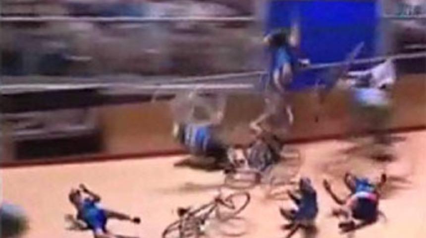 Zincirleme bisiklet kazası!