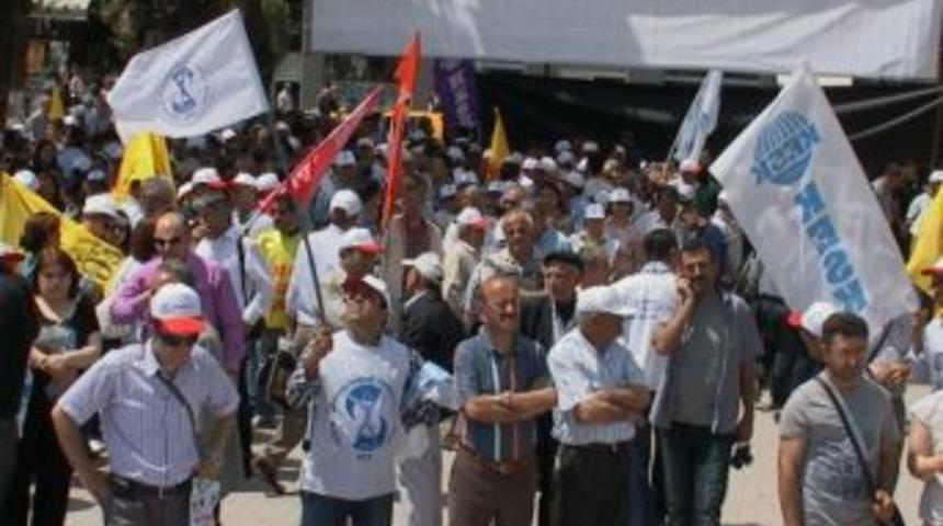 Kesk'de İş Bırakıp Basın Açıklaması Yaptı