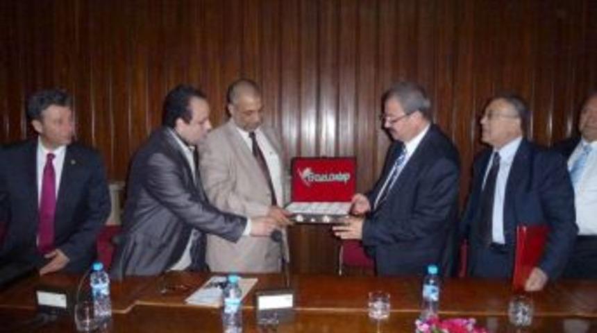 GSO Heyeti, Ticari Ilişkilerin Geliştirilmesi Için Fas'a Çıkarma Yaptı