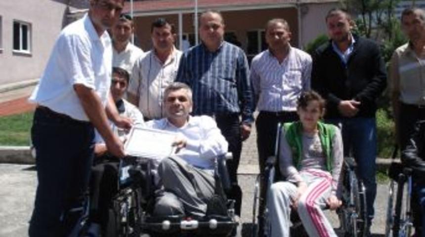 ERDEMİR&rsquo;li Iş&ccedil;ilerden Engellilere Tekerlekli Sandalye