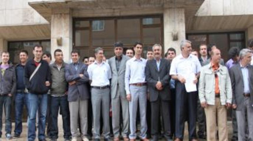 Eğitim Bir-Sen &Uuml;yeleri Iş Bıraktı